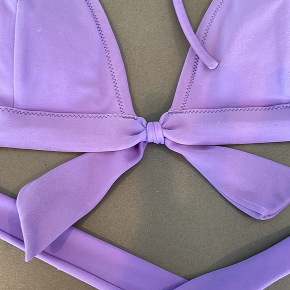 Victoria’s Secret adjustable triangle lavender top - Picture 4 of 6